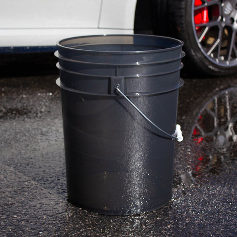 Grit Guard Wash Bucket - Clear - Black